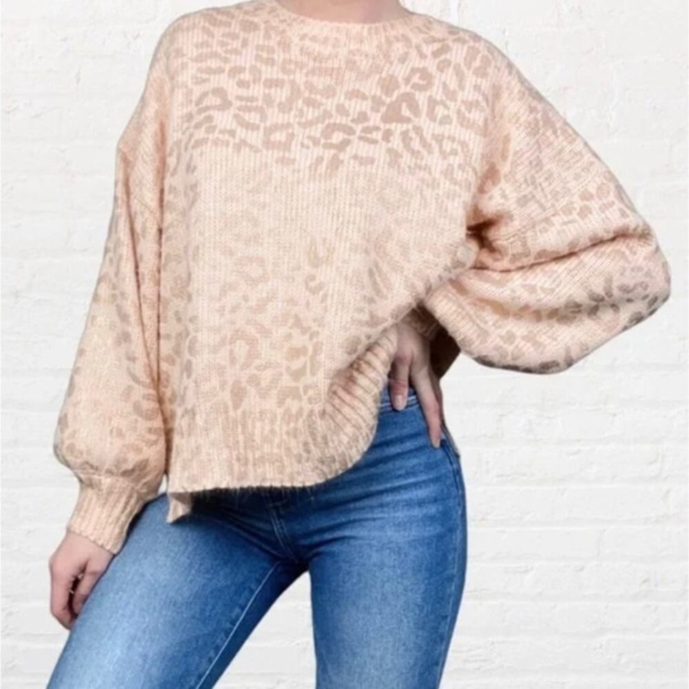 ANDTHEWHY Womens Oversized Cheetah Sweater Size S/M Metallic Balloon Sleeve Boho